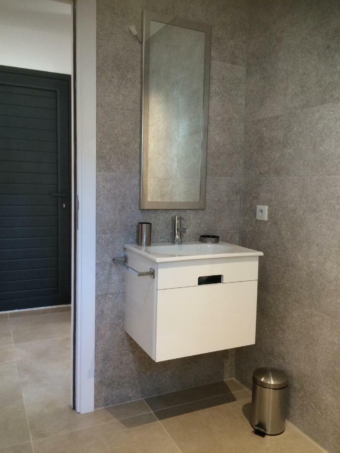 Villa Lucienne Bandol , T2 4 Etoiles Avec Garage, Dans Les Calanques Kültér fotó